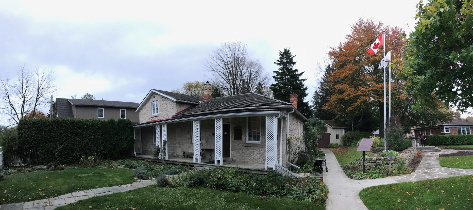 McCrae house and memorial gardens (by Sal Mangione) - 02.jpg